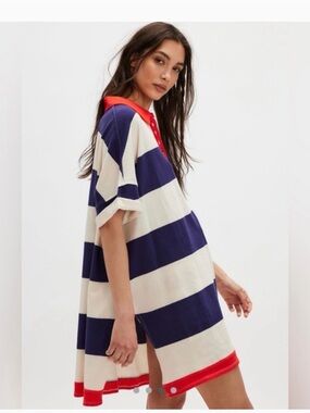 Oversized The Free Prime Time Rugby Maxi Tee size Small